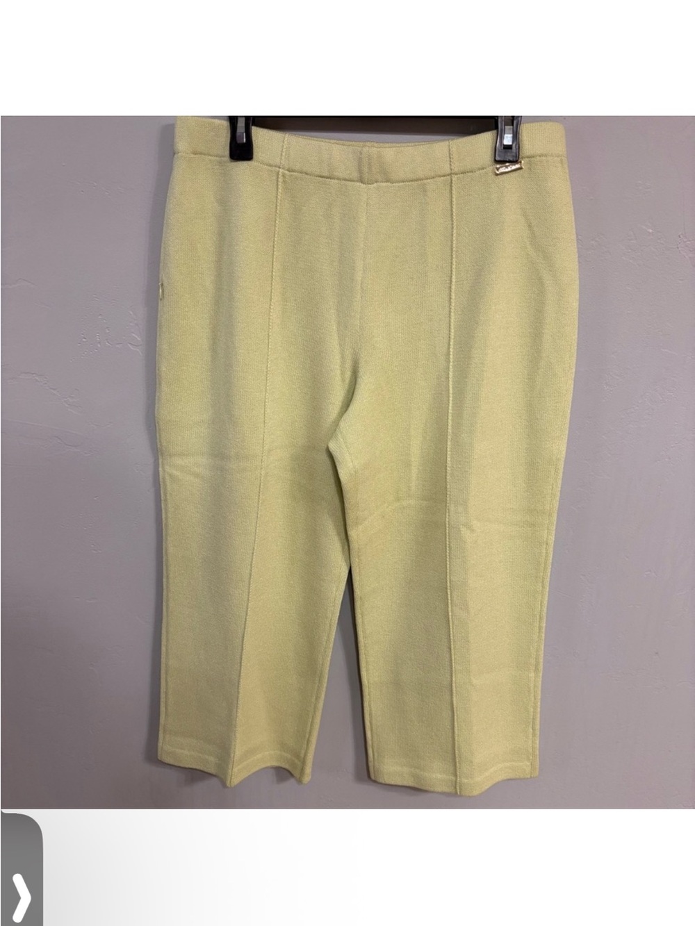 NWT St John Sport Putting Green Cropped Pants Sz L